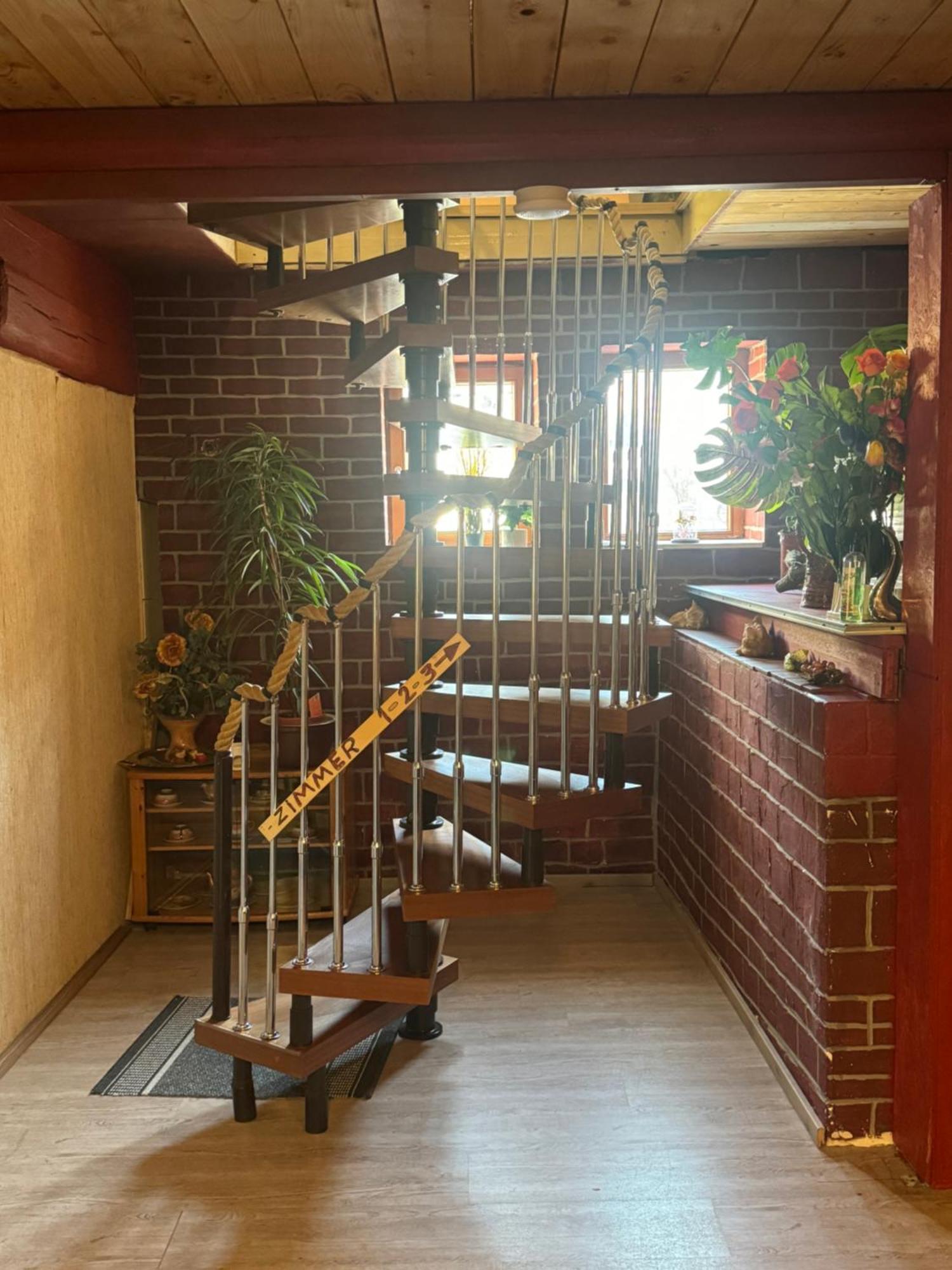 Gaestezimmer Am Aartalsee Bischoffen Ngoại thất bức ảnh
